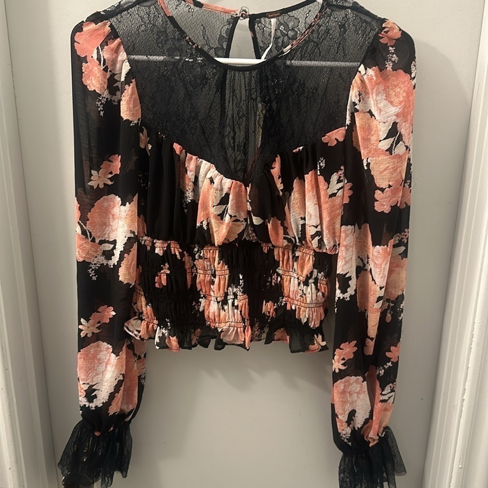 NWT 🎉🎉Host Pick‼️FREE PEOPLE DAPHNE FLORAL BLOUSE MIDNIGHT COMBO - Picture 8 of 15